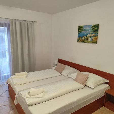 Szent Kristof Apartmanhotel Zalaegerszeg Exterior photo