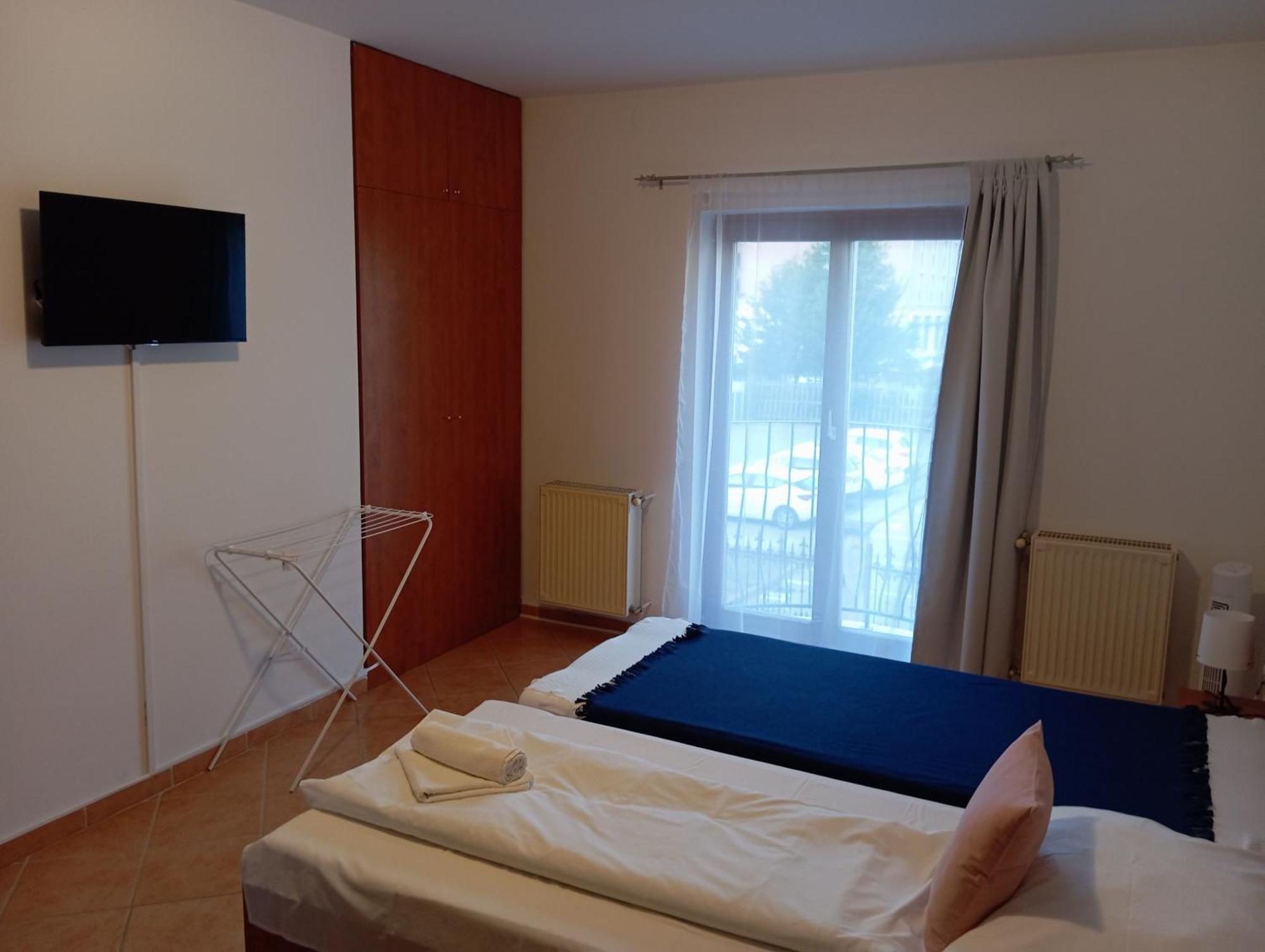 Szent Kristof Apartmanhotel Zalaegerszeg Exterior photo