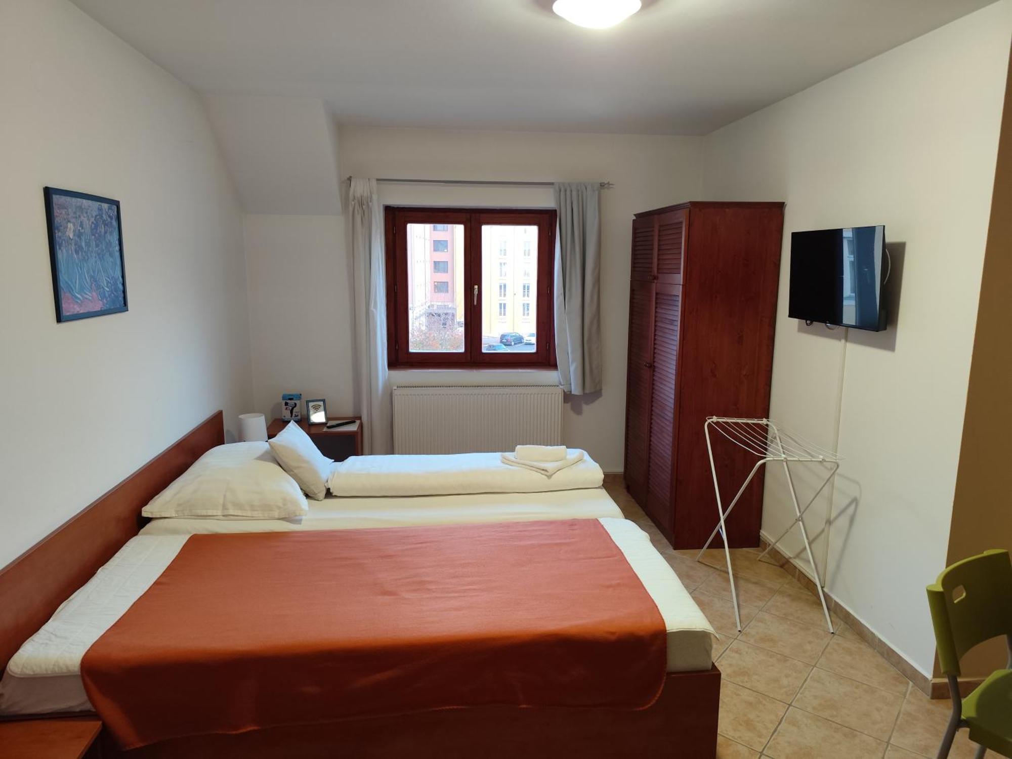 Szent Kristof Apartmanhotel Zalaegerszeg Exterior photo